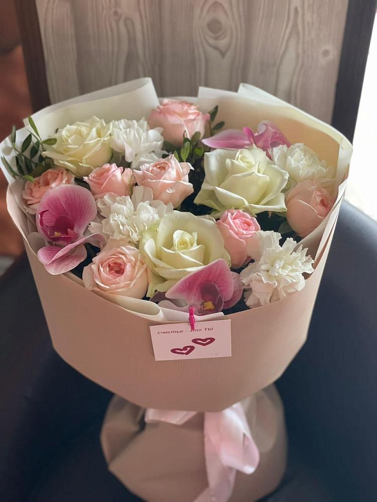 Букет цветов из: Орхидеи, Розы и Гвоздики в Смирновке