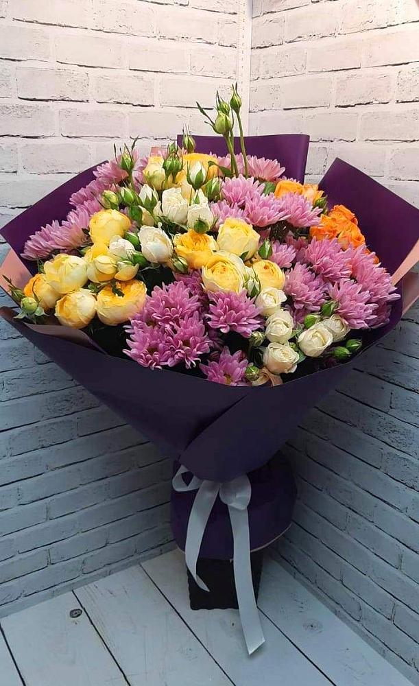 Букет цветов из: Хризантемы и Розы в Смирновке