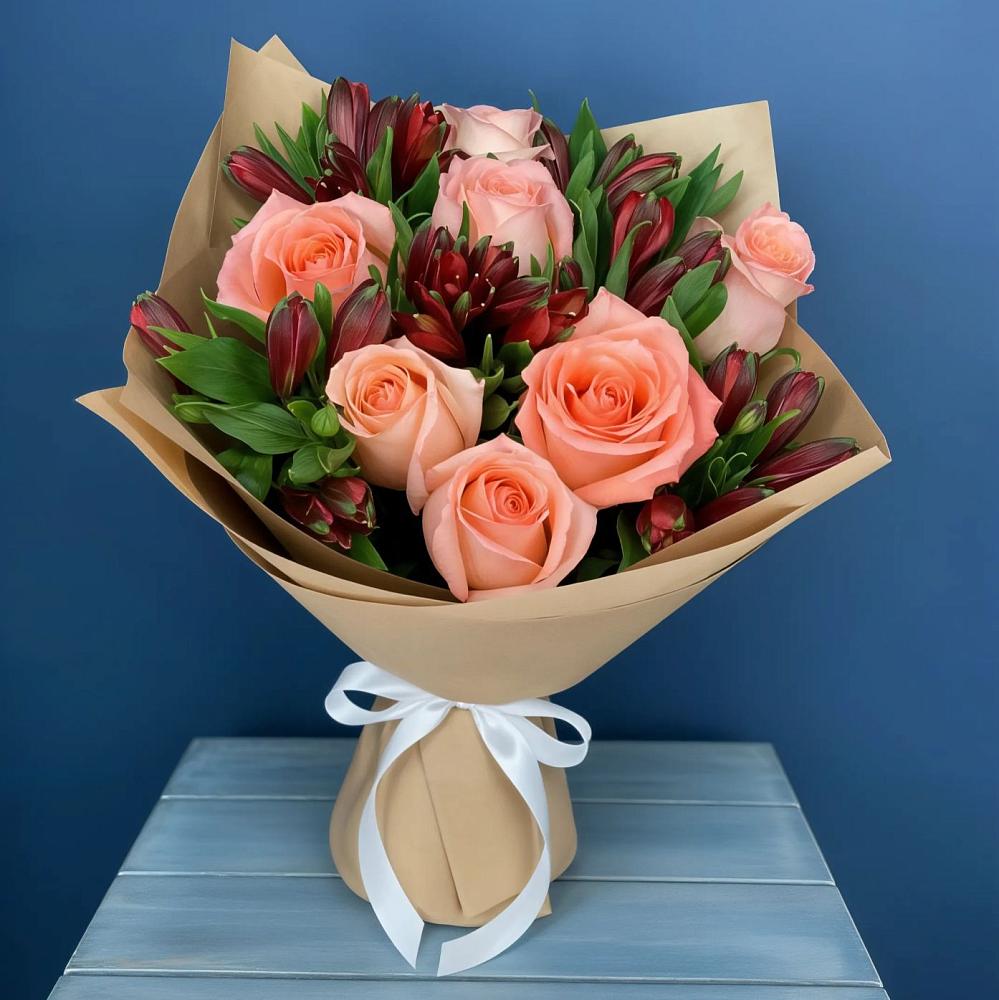 Букет цветов из: Розы и Альстромерии в Смирновке