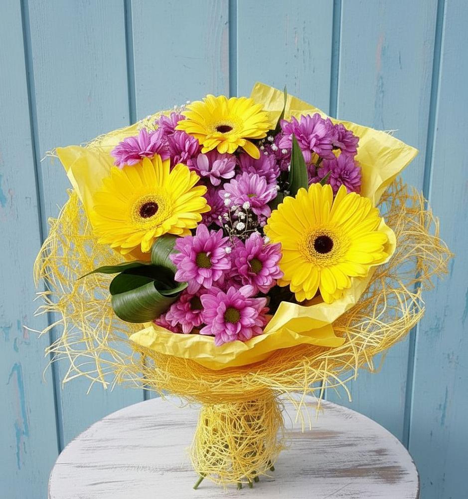 Букет цветов из: Хризантемы и Герберы в Смирновке