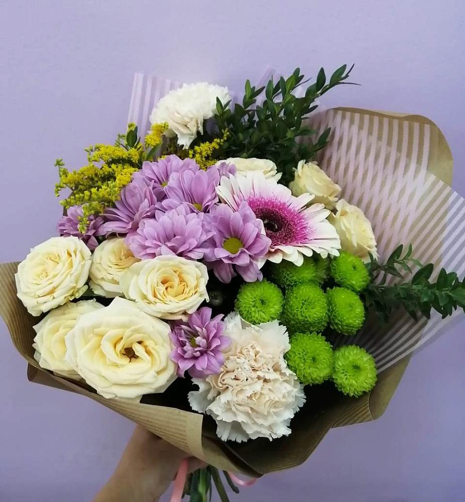 Букет цветов из: Хризантемы, Розы, Гвоздики и Герберы в Смирновке