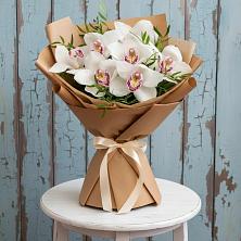 Букет цветов из:  Орхидеи и Розы в Смирновке