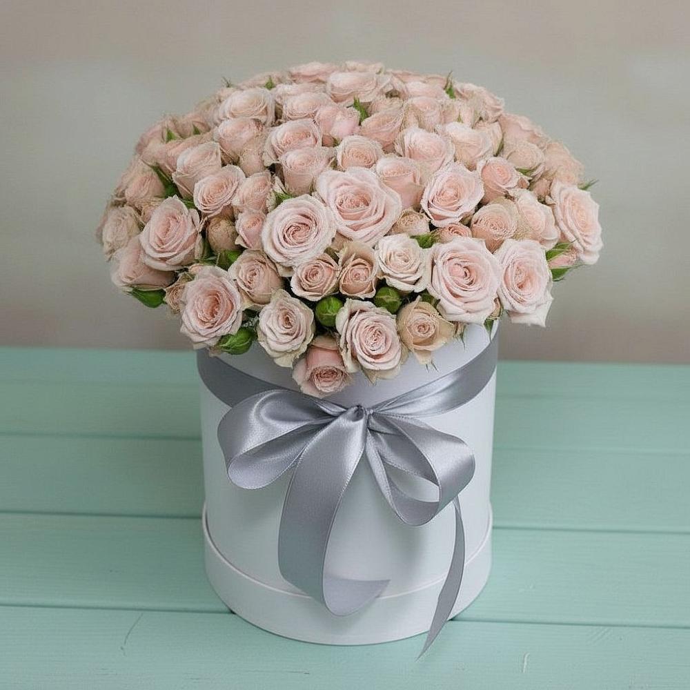 Цветочная композиция из Розы в шляпной коробке в Смирновке